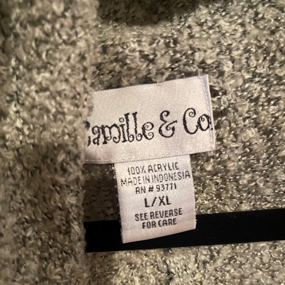 Woman's sweater - Picture 4 of 4